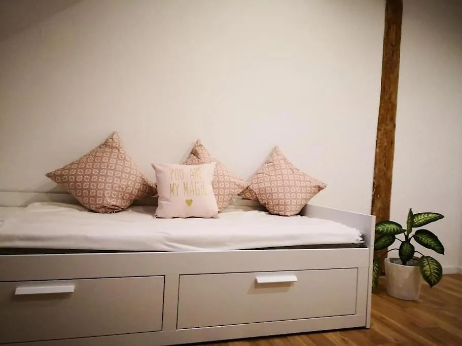 Zentrum, Helle Und Ruhige Moeblierte Dg-Wohnung Zwischen Steintor Und Uni Hanóver