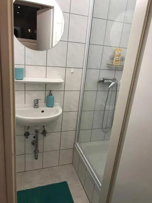 Zentrum, Helle Und Ruhige Moeblierte Dg-Wohnung Zwischen Steintor Und Uni Hannover 0*,